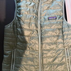 Patagonia Olive Quilted Vest